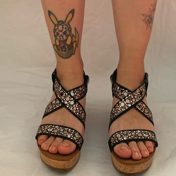 Embellished Strappy Platform Sandals - Picture 6 of 7